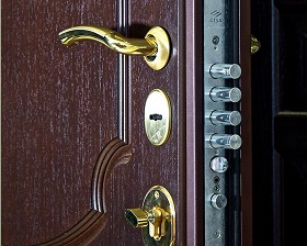 Замена замка на металлической двери Legran в Щигры