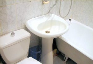 Установка раковины тюльпан в ванной в Щигры